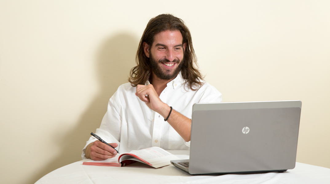 Perugia-Τίνα Ζωγοπούλου: 40 χρόνια Ιταλικά-Ισπανικά-Τουρκικά-Αραβικά