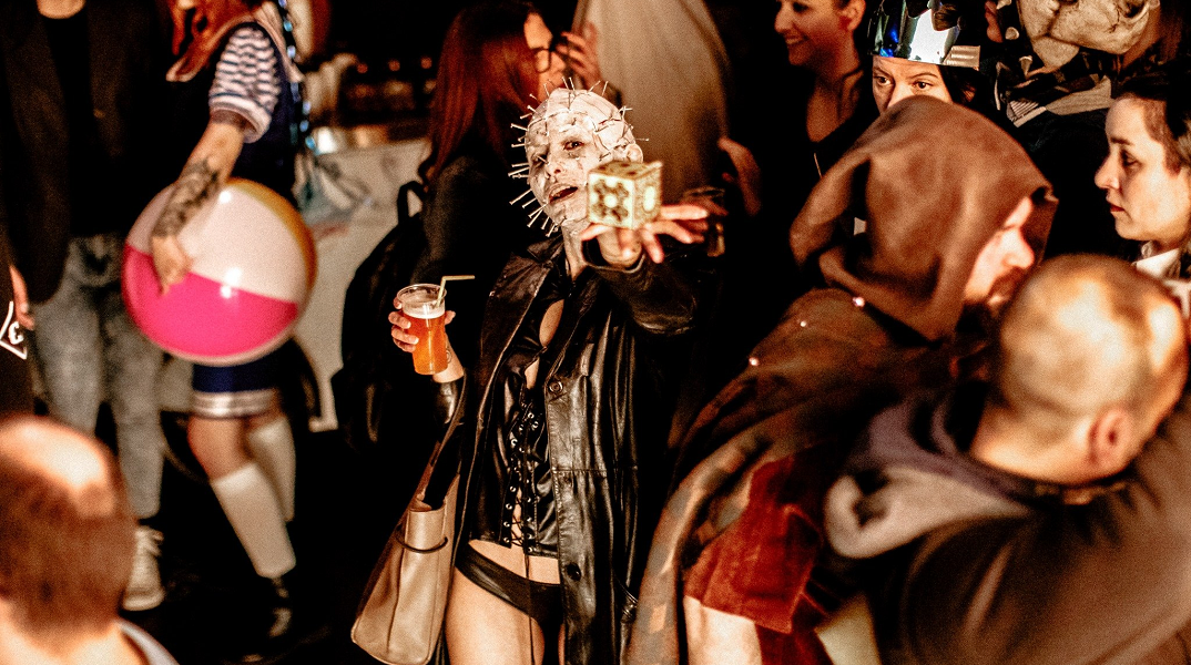 To Halloween party με θέμα Stranger Things