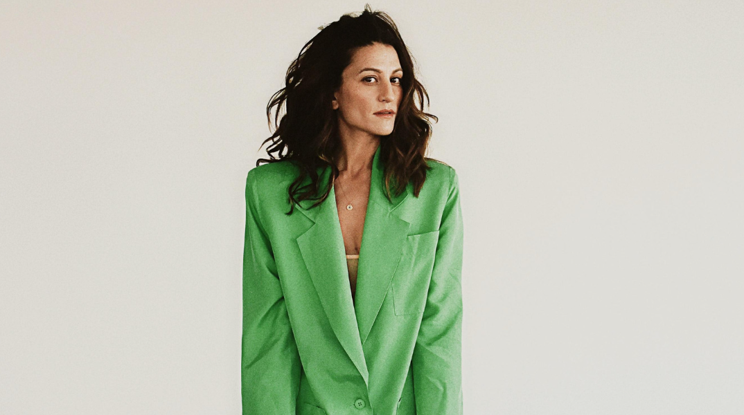 Συνέντευξη Dragonette: Η τραγουδίστρια Martina Sorbara μιλάει για το άλμπουμ «Twennies», την υποψηφιότητα για Grammy και τη μεγάλη αλλαγή στην καριέρα της.