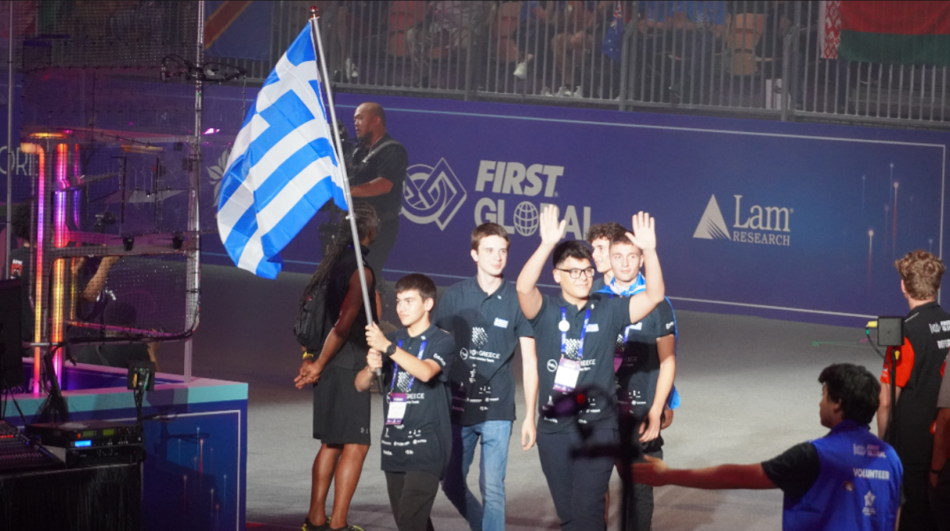 Τρίτη θέση για το ρομπότ της εθνικής ομάδας ρομποτικής First Global - ΔΕΗ Team Greece