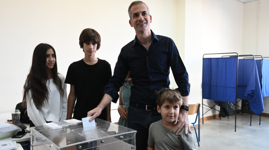 Μπακογιάννης: «Σήμερα αποφασίζουν ο Αθηναίοι για το μέλλον της γειτονιάς τους, της πόλης τους»