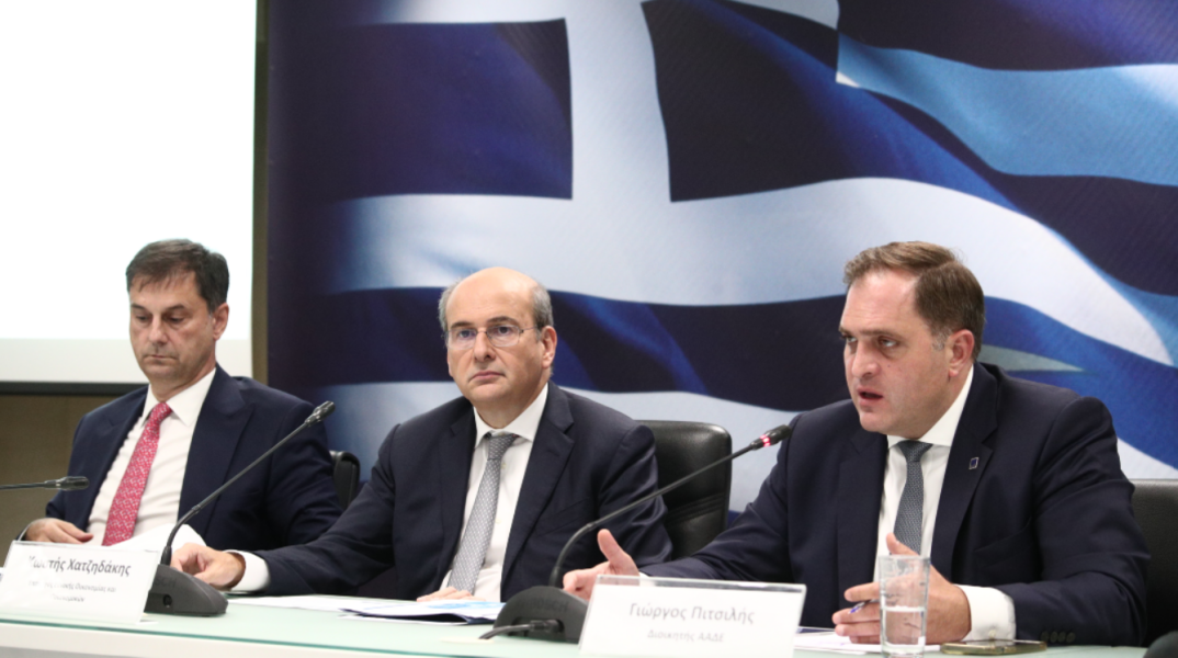 Κ. Χατζηδάκης: Στα 10.920 ευρώ το ύψος του τεκμηρίου για τους ελεύθερους επαγγελματίες 