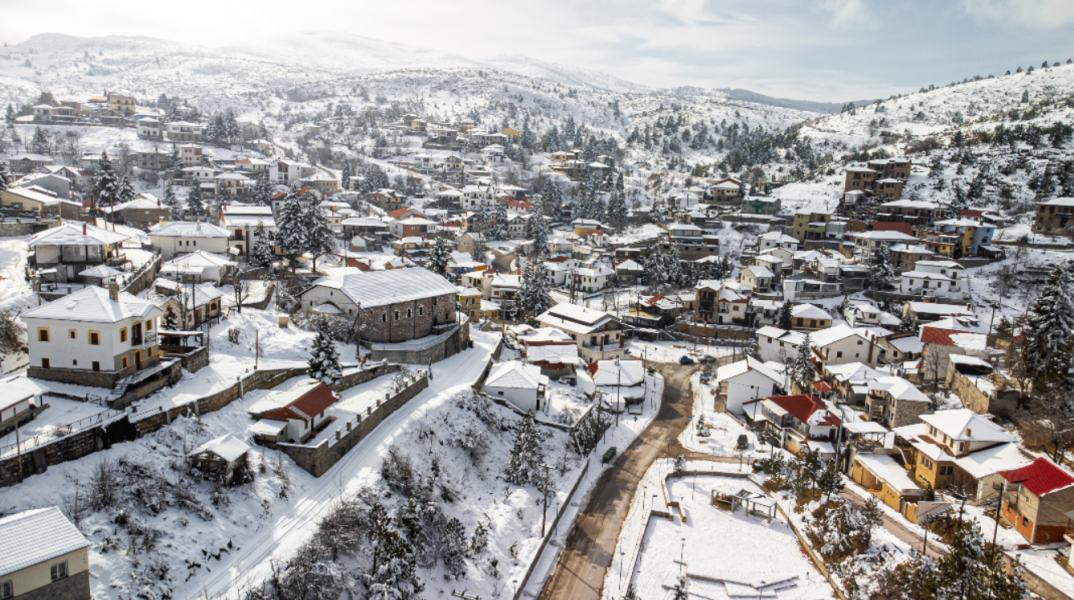 «Τουρισμός για όλους»: Πώς θα πάρετε τα 150 ευρώ για χειμερινές διακοπές