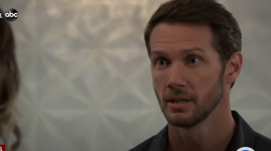 Ο Johnny Wactor σε στιγμιότυπο από τηλεοπτική σειρά στην οποία πρωταγωνιστούσε