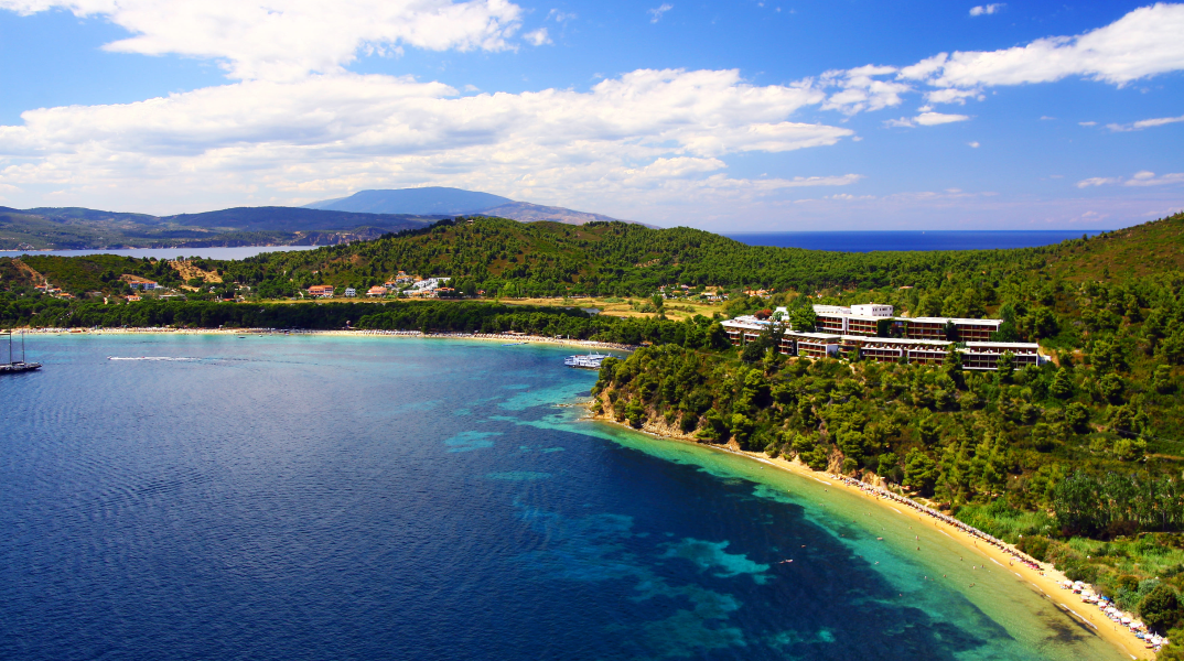 The Skiathos Palace Hotel: Παλάτι - φύλακας του περιβάλλοντος