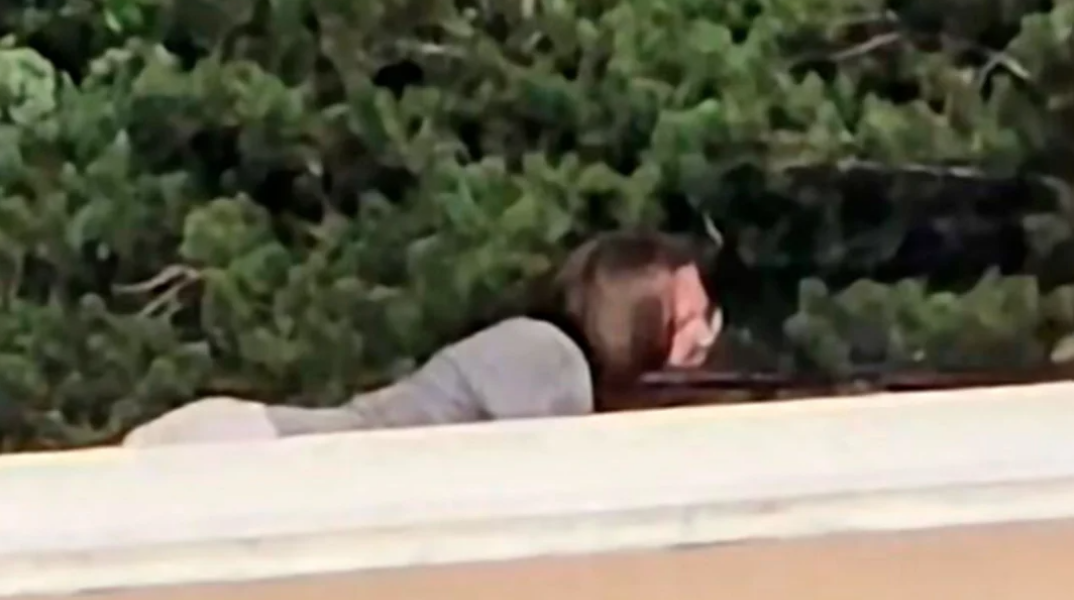 Ο δράστης της απόπειρας δολοφονίας του Ντόναλντ Τραμπ φέρεται να έχει καταγραφεί σε βίντεο πολιτών