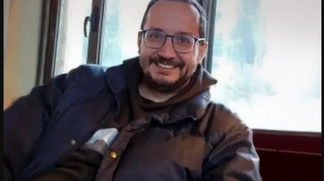 Βασίλης Καλογήρου