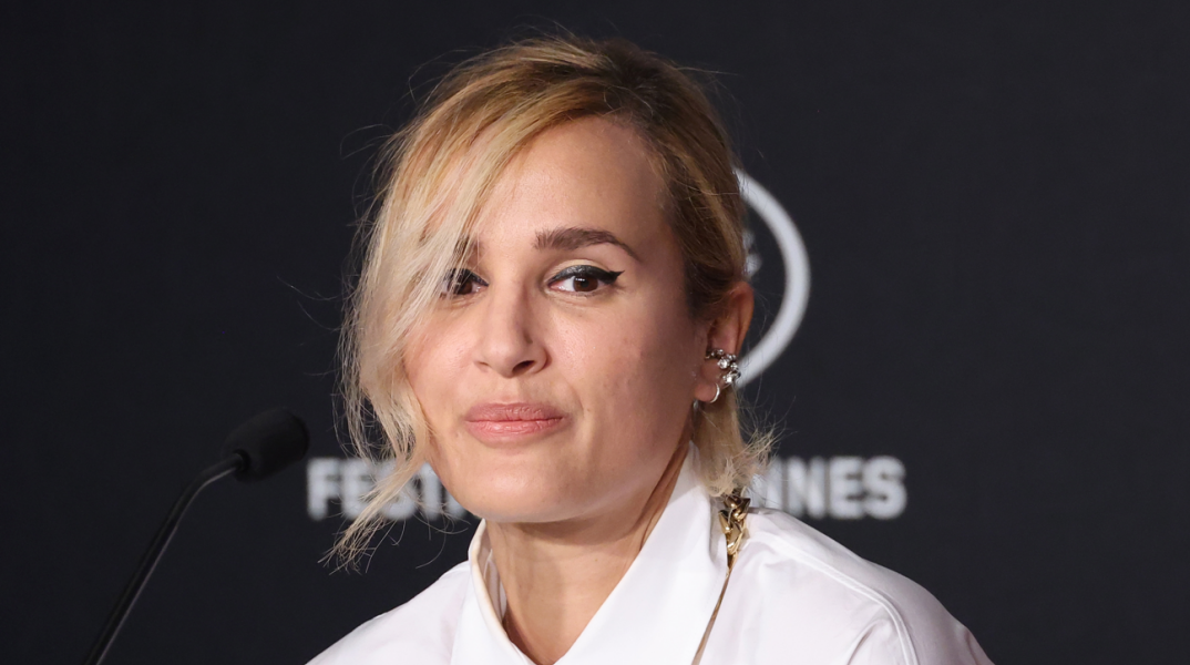 Alpha: 11 λεπτά χειροκρότημα για τη νέα ταινία της Ζουλιά Ντικουρνό στο Φεστιβάλ των Καννών