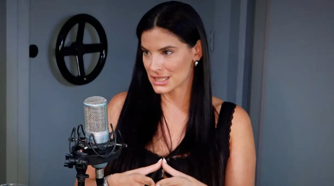 H Χριστίνα Μπόμπα μίλησε για τη δύσκολη περίοδο των εξωσωματικών