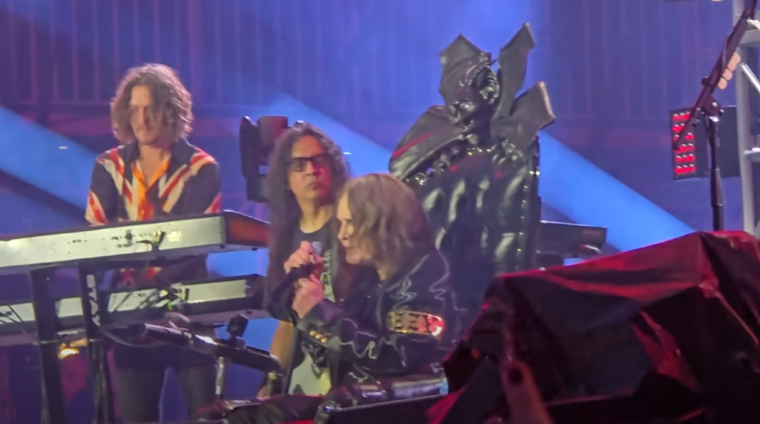 Όζι Όσμπορν: Η συγκινητική επανένωση των Black Sabbath και η αποθέωση από 42.000 θεατές