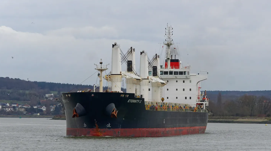 Το πλοίο Enternity C