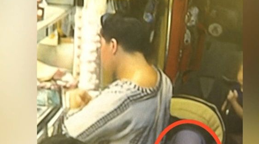 Παλαιό Φάληρο: Συνελήφθη η γυναίκα με το καρότσι που έψαχνε η ΕΛΑΣ - Την περίμεναν έξω από το σπίτι της