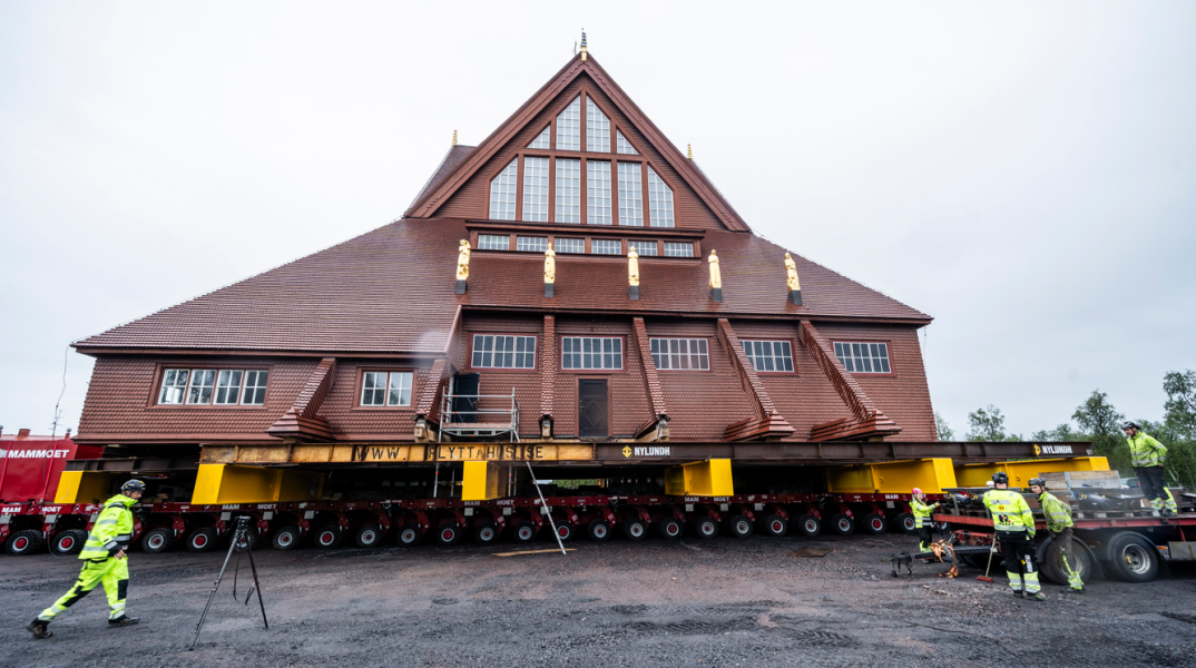 Η εκκλησία του Κιρούνα «ταξιδεύει»: Το ιστορικό μνημείο 113 ετών της Σουηδίας μεταφέρεται για να σωθεί - Για ποιο λόγο