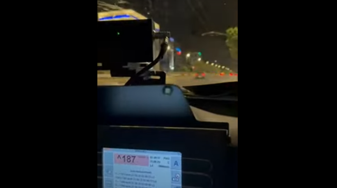Οδηγός αυτοκινήτου «πιάστηκε» να κινείται με 187 χλμ. στη Λεωφόρο Συγγρού - Bίντεο