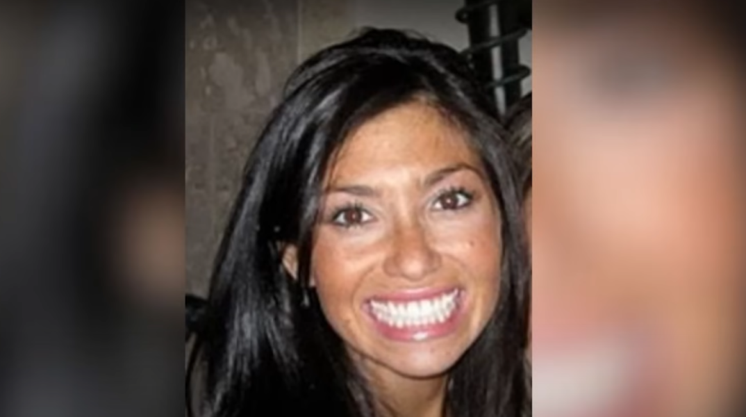 Απέδωσαν τον θάνατό της σε αυτοκτονία παρότι έφερε 20 μαχαιριές - Το μυστήριο που επανέρχεται 14 χρόνια μετά