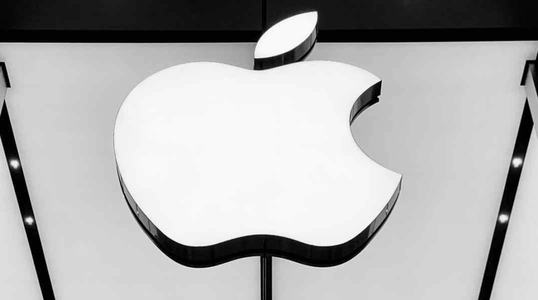 Η Apple ζητά αλλαγές στη νομοθεσία περί ανταγωνισμού και απειλεί με διακοπή πωλήσεων στην ΕΕ - Τι ζητάει από τις Βρυξέλλες ο κολοσσός της τεχνολογίας
