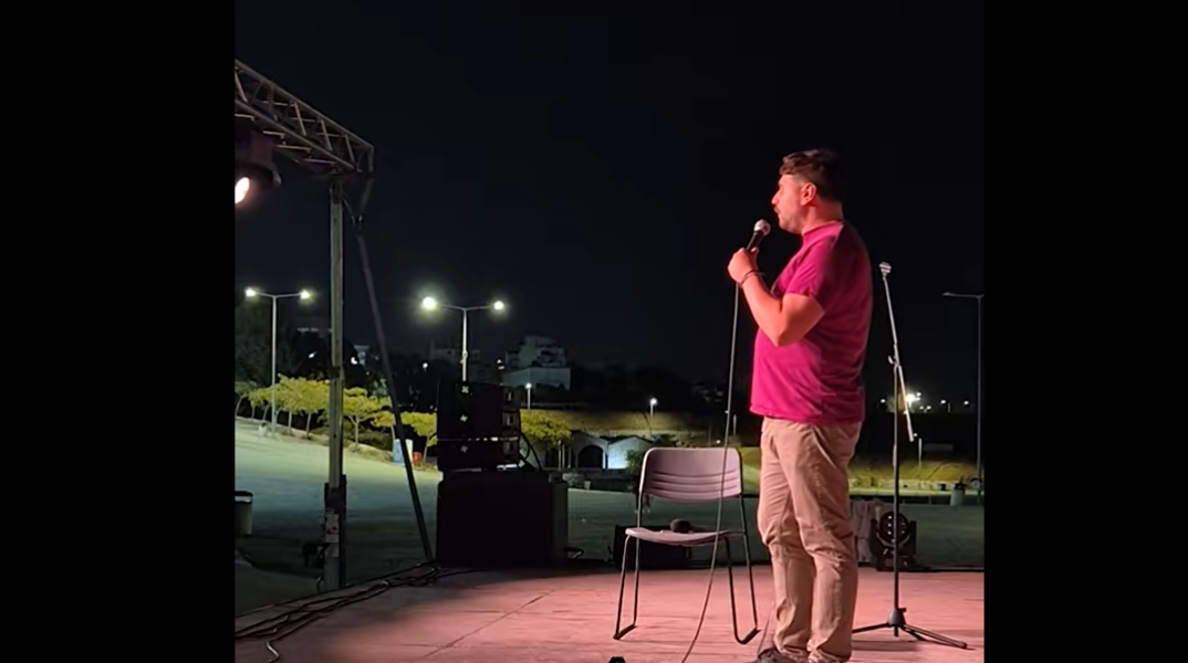 Η Pizza Fan απέλυσε τον Πάρι Ρούπο – Αντιδράσεις μετά τα σχόλια για την ελληνική σημαία