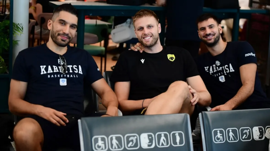 Super Cup: Με κοινή πτήση αναχώρησαν οι ομάδες για τη Ρόδο