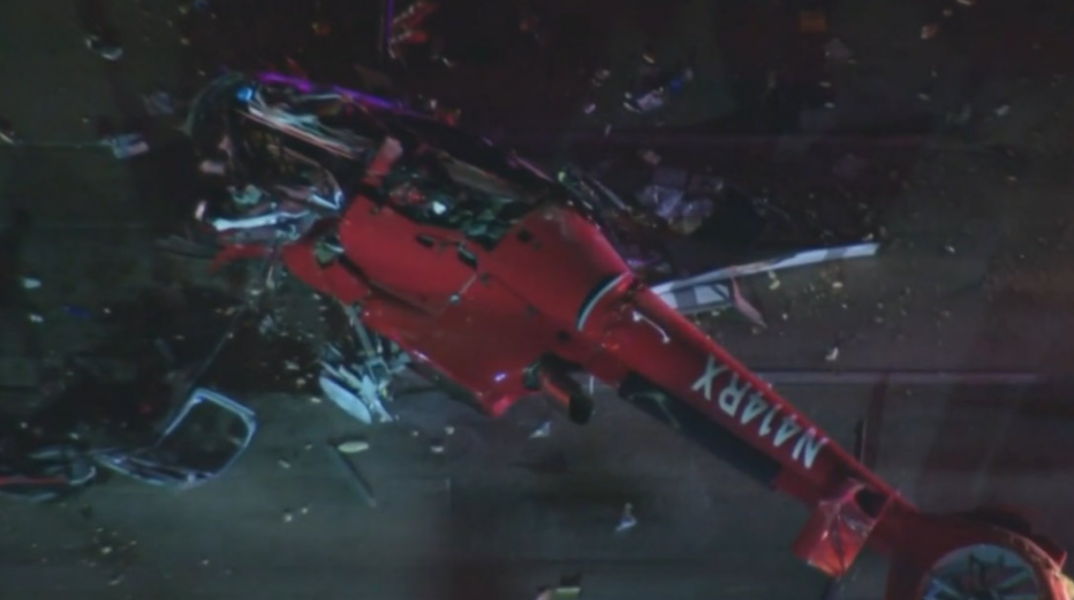 Συντριβή ελικοπτέρου σε αυτοκινητόδρομο της Καλιφόρνια - Βίντεο από τη στιγμή της πτώσης