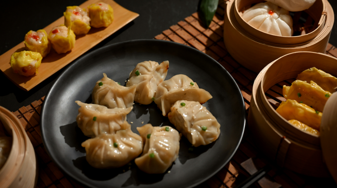 Πώς η διεθνής κουζίνα κάνει τους ανθρώπους πιο ανεκτικούς σύμφωνα με έρευνα