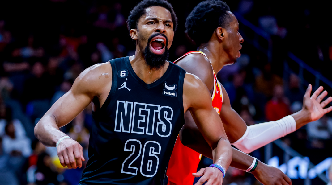 Ο Σπένσερ Ντινγουίντι