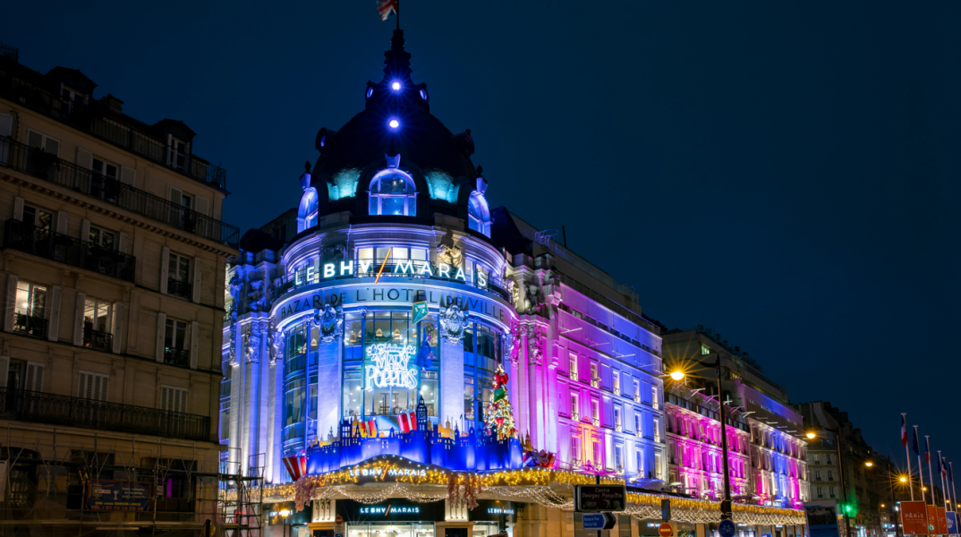 Η Shein ανοίγει το πρώτο μόνιμο κατάστημά της στο Παρίσι στο ιστορικό BHV Marais προκαλώντας οργή στον χώρο της μόδας