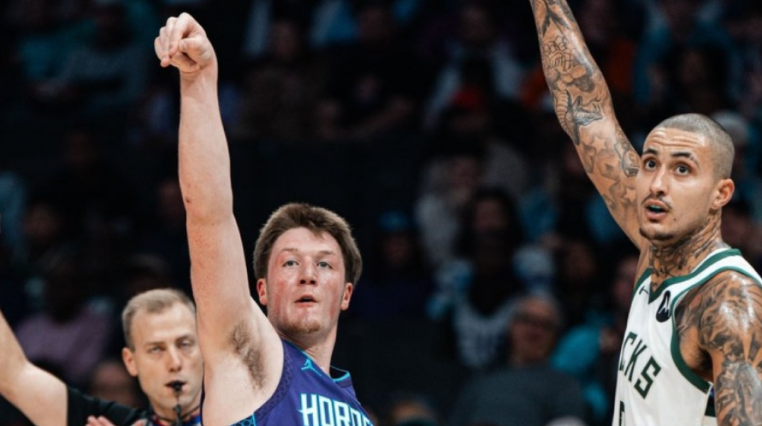 Μιλγουόκι Μπακς: Ήττα από τους Χόρνετς απόντος Γιάννη - Η πέμπτη φετινή ήττα των «ελαφιών»