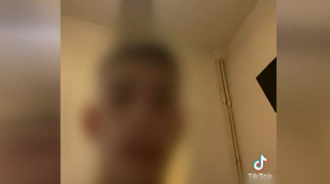 Χολαργός: Παραδόθηκε ο ένας από τους δύο δράστες που μαχαίρωσαν τον 14χρονο