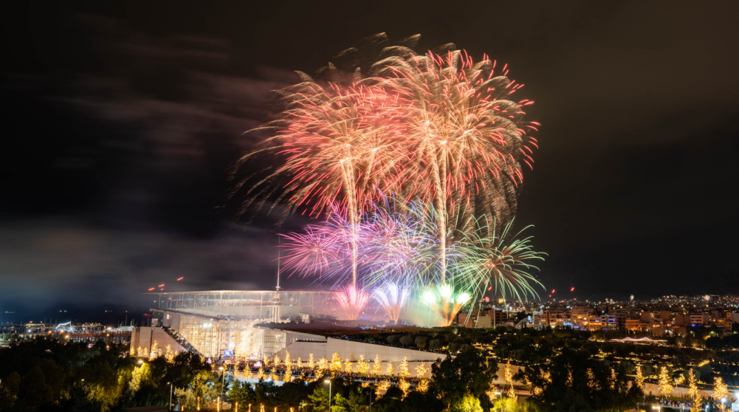 ΚΠΙΣΝ: Με ένα φαντασμαγορικό show πυροτεχνημάτων και ένα μεγάλο πάρτι η υποδοχή του 2026