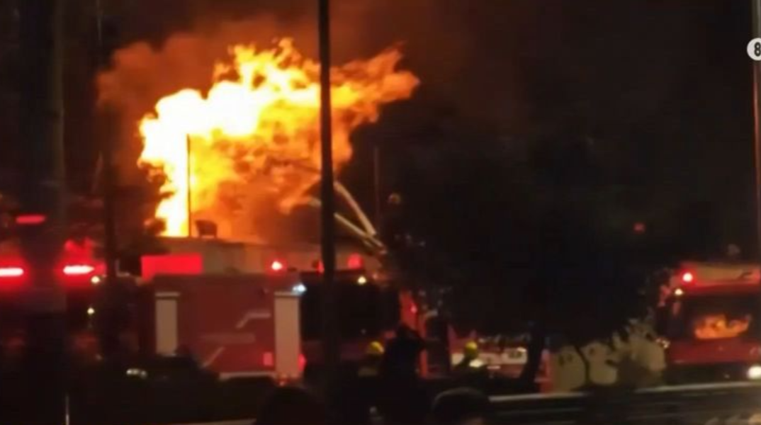 Φωτιά στο Πέραμα