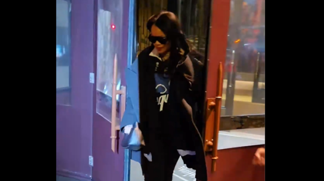 Το ασυνήθιστο «ατύχημα» της Ριάνα - Έφαγε... πόρτα από τον σωματοφύλακά της