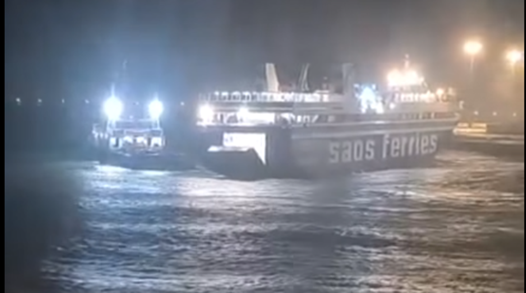 Η κακοκαιρία χτυπά τη Ρόδο: Μάχη για να δέσει πλοίο στο λιμάνι - Δείτε βίντεο 