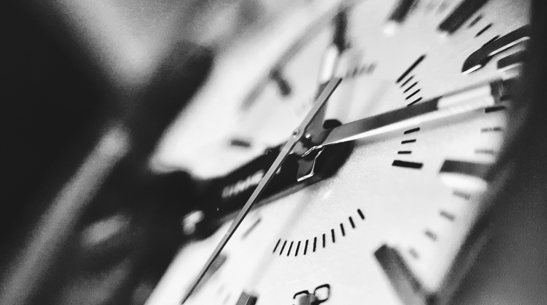 Αλλαγή Ώρας 2026: Πότε γυρίζουμε τα ρολόγια μας μία ώρα μπροστά