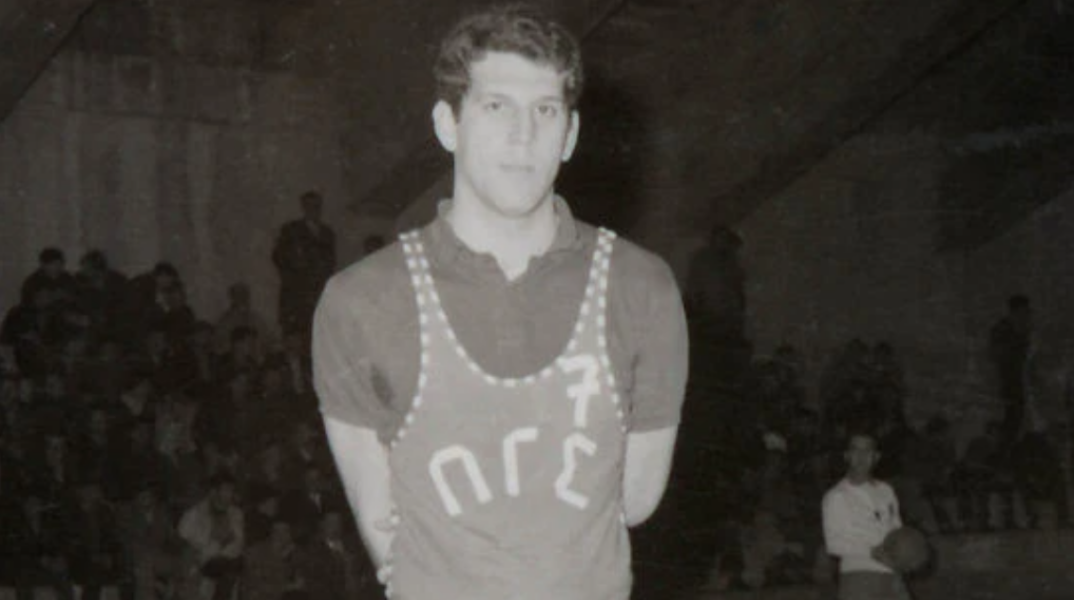 Θρήνος στο ελληνικό μπάσκετ - Πέθανε ο Βασίλης Γκούμας
