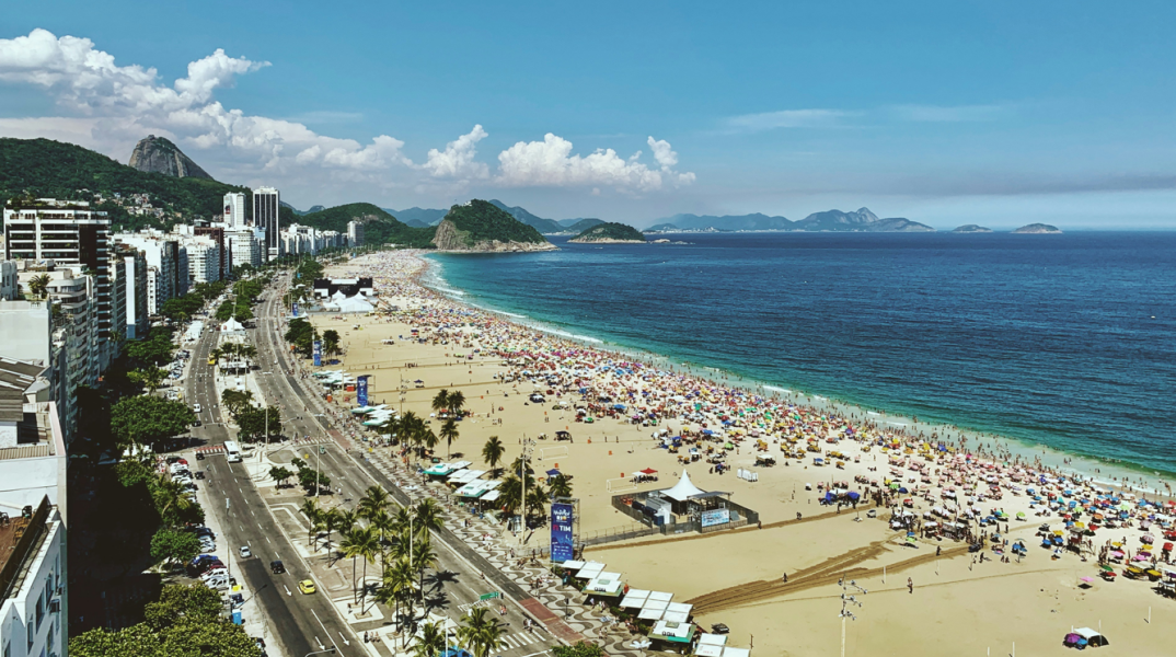 Απίστευτο περιστατικό απάτης στην Κοπακαμπάνα: Βραζιλιάνος πούλησε κεμπάπ σε Βρετανό τουρίστα για 1.500 λίρες