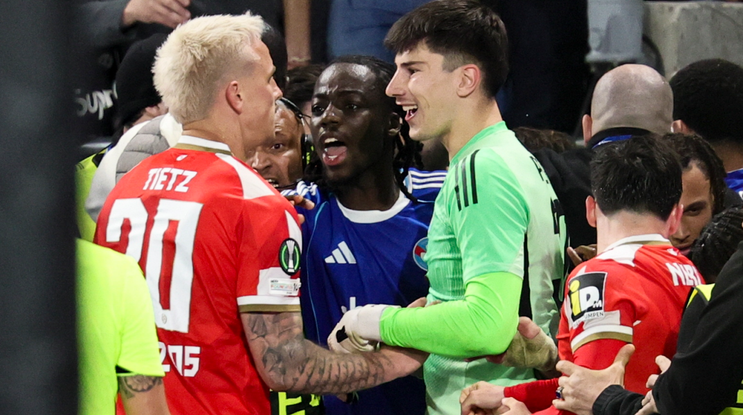 Conference League: Σύρραξη μεταξύ των παικτών του Στρασβούργου και της Μάιντς μετά τη λήξη του αγώνα
