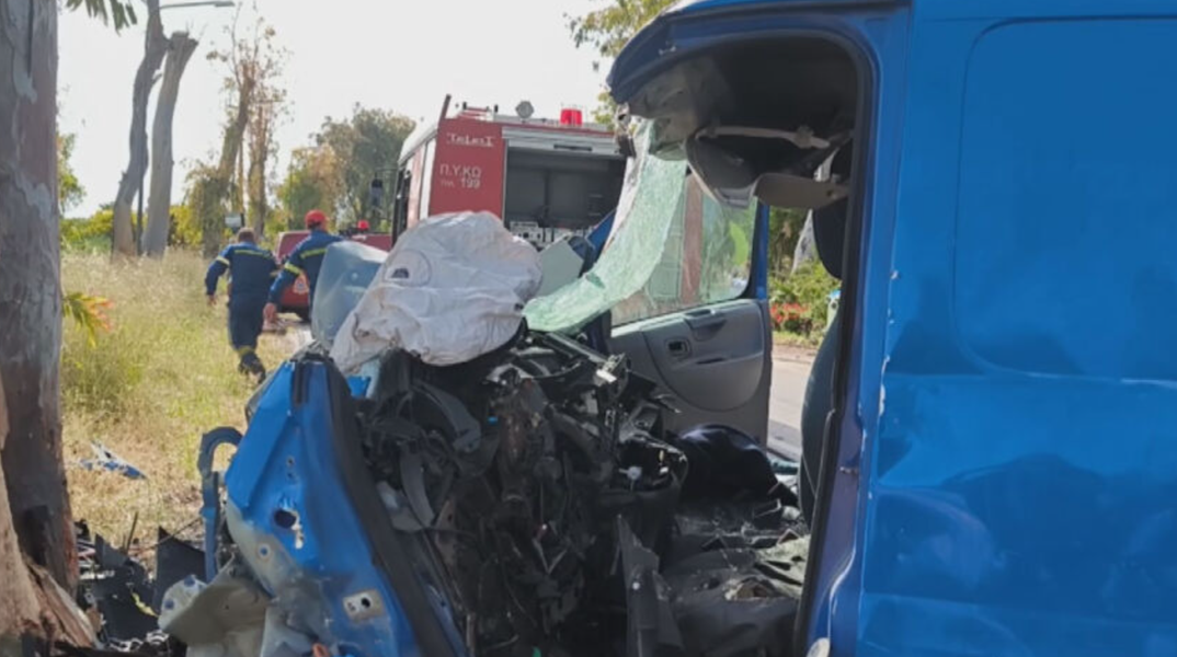 Το όχημα μετά το τροχαίο δυστύχημα που καταγράφηκε στην Κω