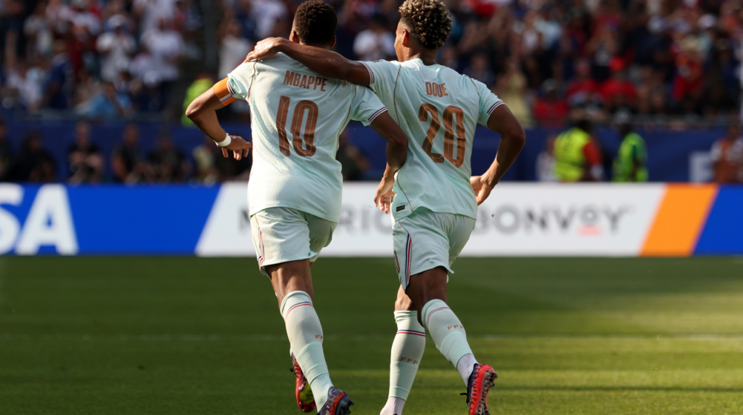 Γαλλία-Μαρόκο 2-0: Εμπαπέ και Ντεμπελέ οδήγησαν τους Τρικολόρ στα ημιτελικά