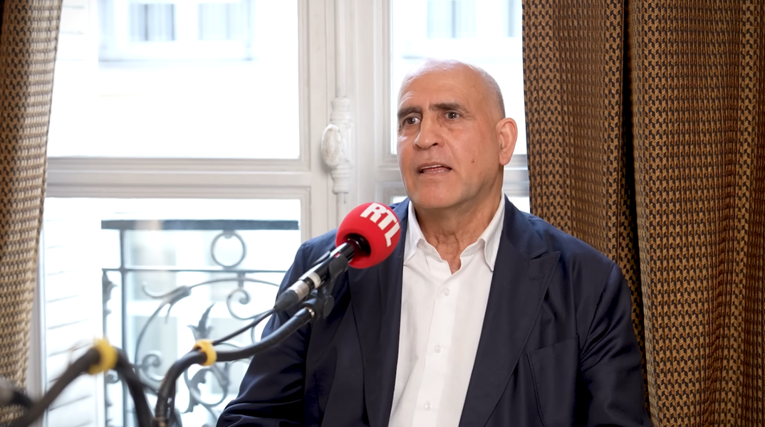 Ο «Γάλλος Έπσταϊν, Ντανιέλ Σιάντ