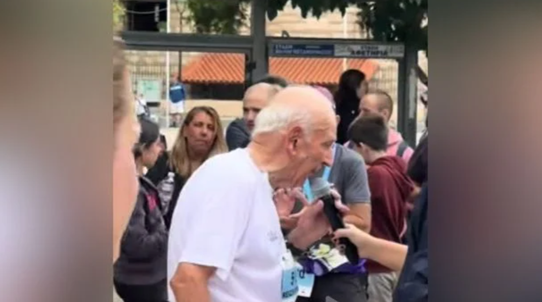 Μεταμόρφωση: Συγκινεί 88χρονος δρομέας - «Σκεφτόμουν τη γυναίκα μου που έχει φύγει από τη ζωή»