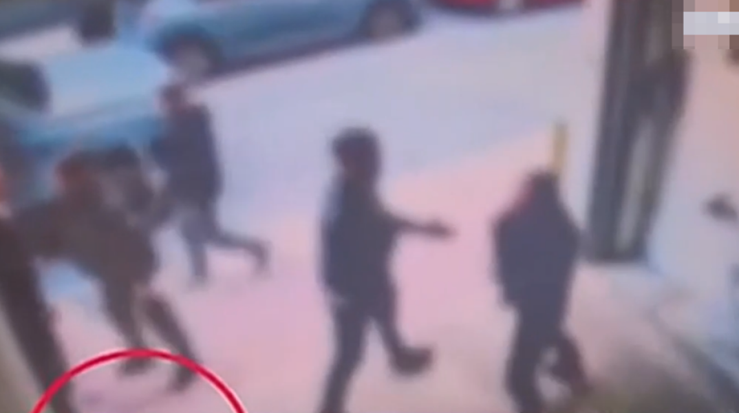 Θεσσαλονίκη: ΕΔΕ για τον αστυνομικό άφησε τον εξοπλισμό του και επιχείρησε να επιτεθεί σε πολίτη