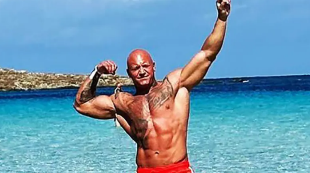 Bodybuilder κατέρρευσε και πέθανε σε αγώνα στη Βρετανία μια ημέρα πριν κλείσει τα 34