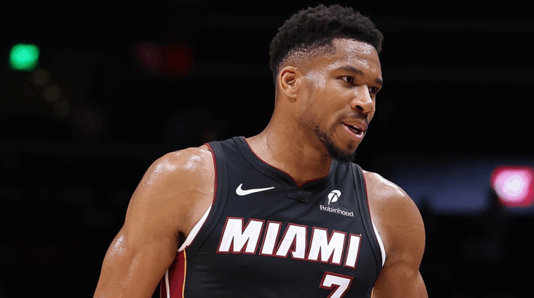Γιάννης Αντετοκούνμπο: Αδιανόητο triple-double και νίκη των Χιτ κόντρα στους Πέισερς