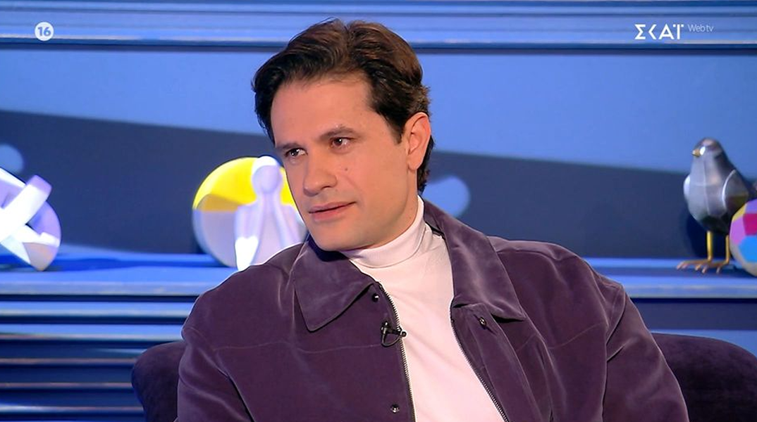 Ορφέας Αυγουστίδης για τη γνωριμία με τη σύζυγό του: «Της έπεσαν τα πράγματα από το χέρι»