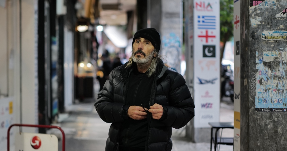 Βαγγέλης Μουρίκης - Συνέντευξη: Ο ηθοποιός μιλάει για τον ρόλο του στην ταινία «Πολύ κοριτσίστικο όνομα το Πάττυ» του Γιώργου Γεωργόπουλου, το σινεμά και τη ζωή.