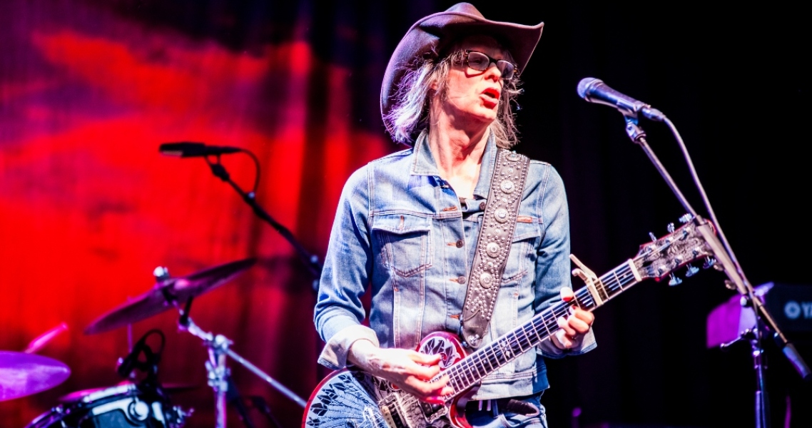 Ο Mike Scott μιλά στην Athens Voice για τους Waterboys, το ένστικτο, τη δημιουργία και τη συναυλία τους στο Sani Festival