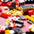 Lego: Σκοτώθηκε στις Άλπεις κάνοντας σκι ο επικεφαλής της εταιρίας