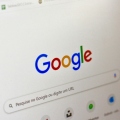 οθονη υπολογιστη, google