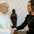 Συνάντηση του Πάπα Λέοντα ΙΔ΄ με τη Μαρία Κορίνα Ματσάντο στο Βατικανό