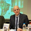 Ο υπουργός Εθνικής ‘Αμυνας παρέστη στην παρουσίαση του βιβλίου «Ιστορίες από τη Λατινική Αμερική: Από τον Πινοσέτ και τον Εσκομπάρ στις σύγχρονες Δημοκρατίες», του Ιάσονα Πιπίνη